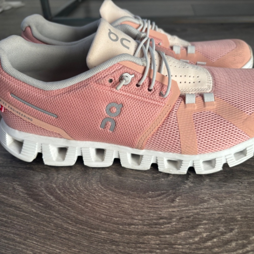 QC RUNNERS - Picture 2 of 5